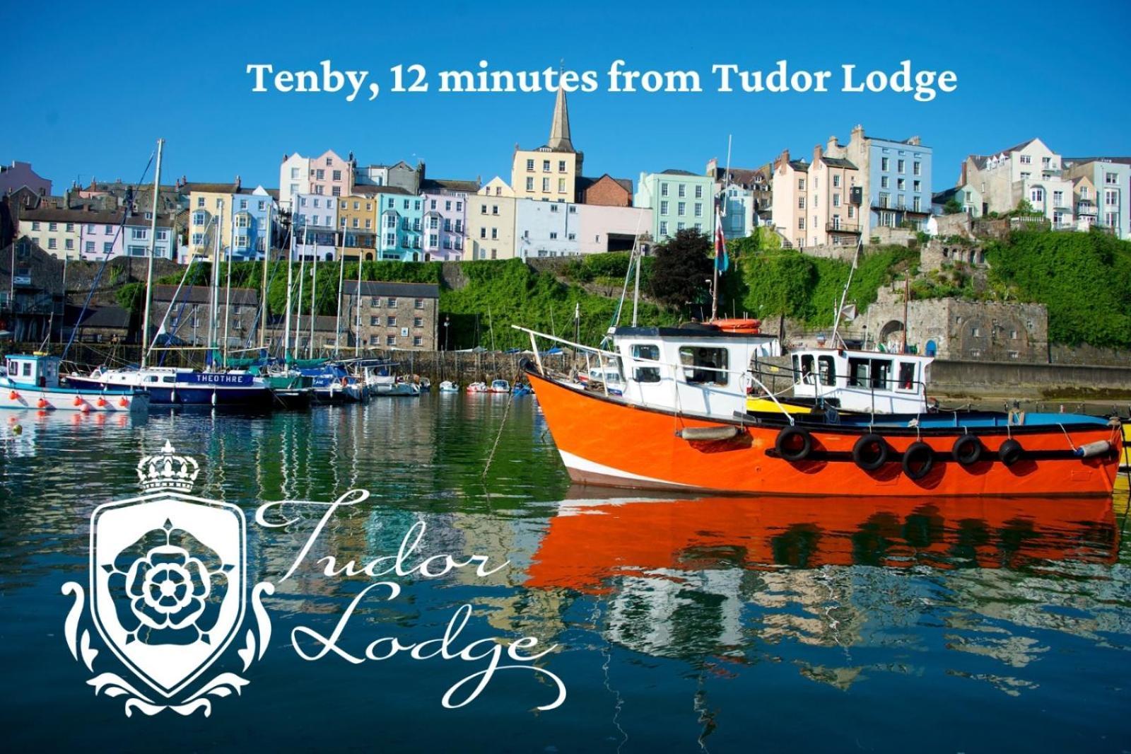 Tudor Lodge Bed & Breakfast Манорбьер Экстерьер фото